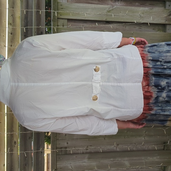 Decorative Blouse - Picture 4 of 9